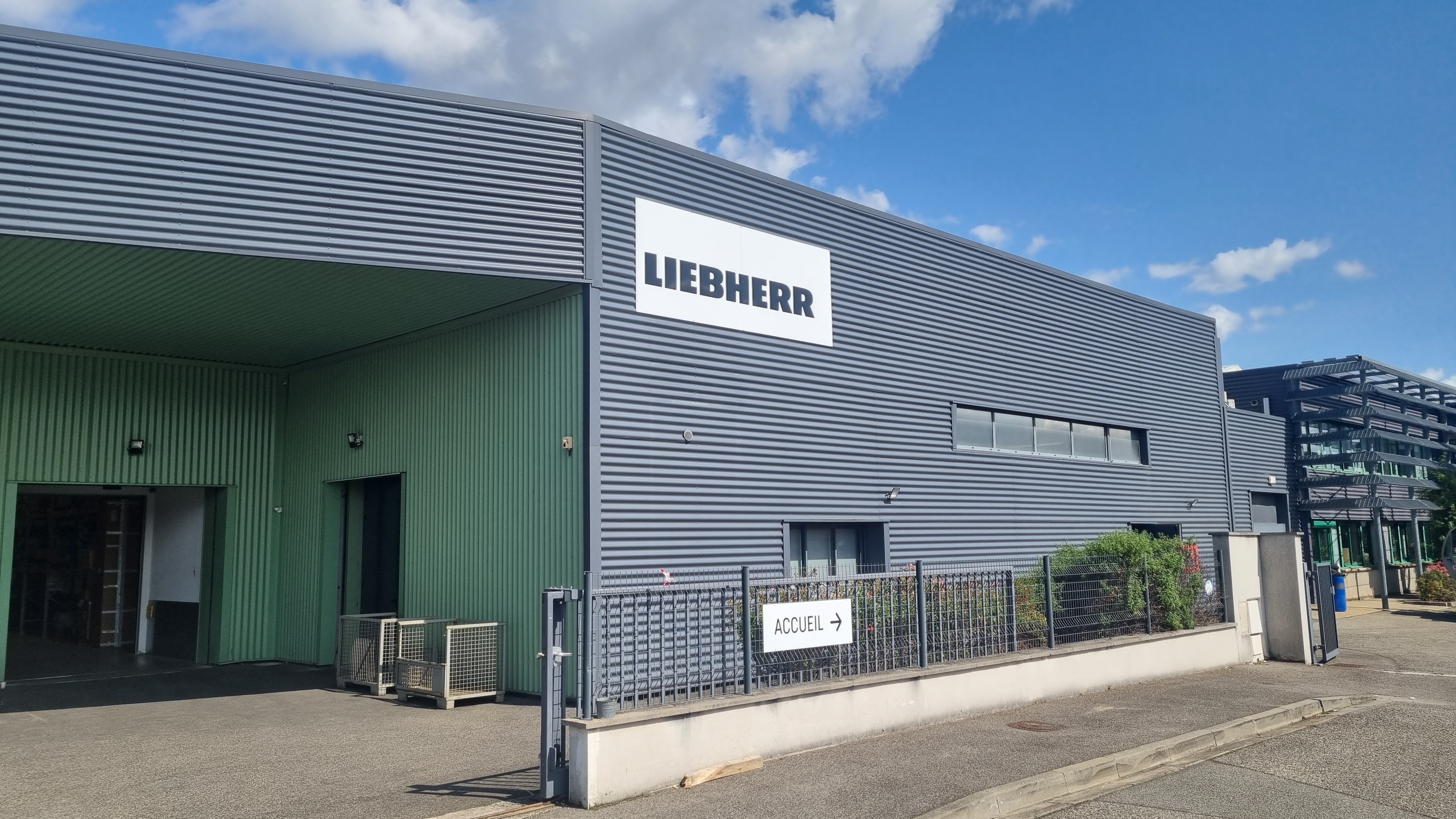 Liebherr Aerospace Coatings, Membre du CEO